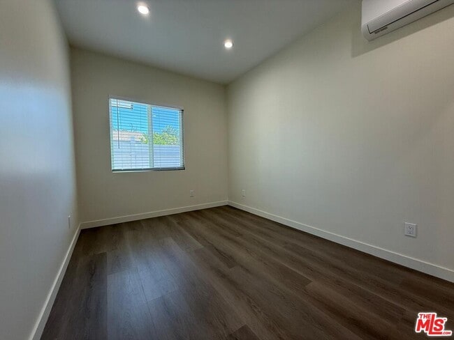 Building Photo - 14827 Lemay St
