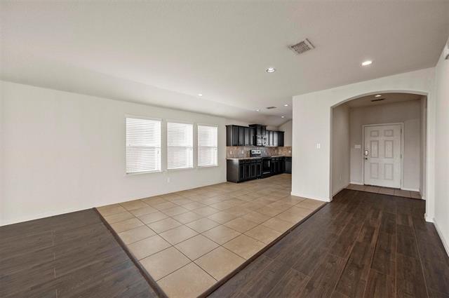 Foto del edificio - 4620 Elderberry St