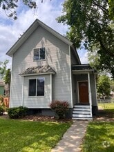 Building Photo - 508 Mill St