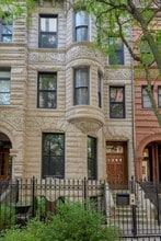 Building Photo - 1318 N Astor St
