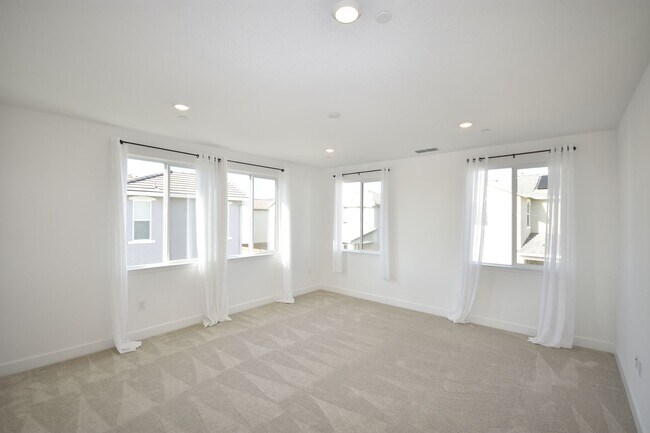 Foto del edificio - 8017 Gorgon Wy