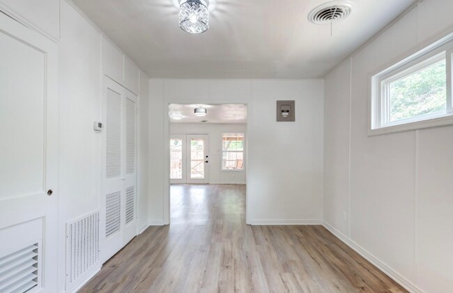Building Photo - 2609 41st St