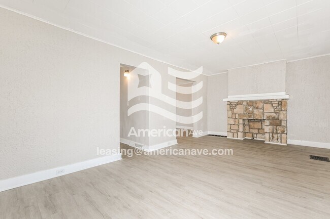 Foto del edificio - 1221 McNeilly Ave