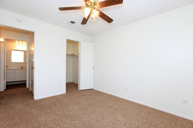 1BR Bedroom & W/I Closet - Sierra Terrace East