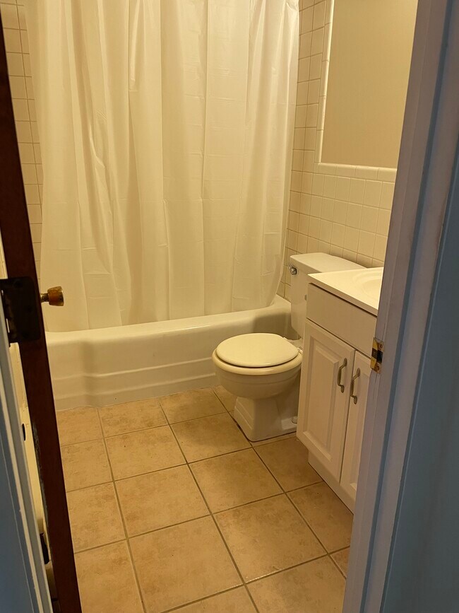 105 Inn Ln Unit 105, Oak Ridge, TN 37830 Apartments in Oak Ridge, TN