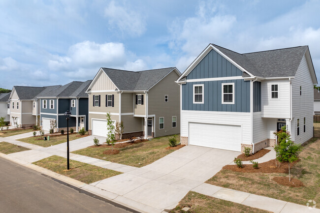 Building Photo - Hadley Crossing