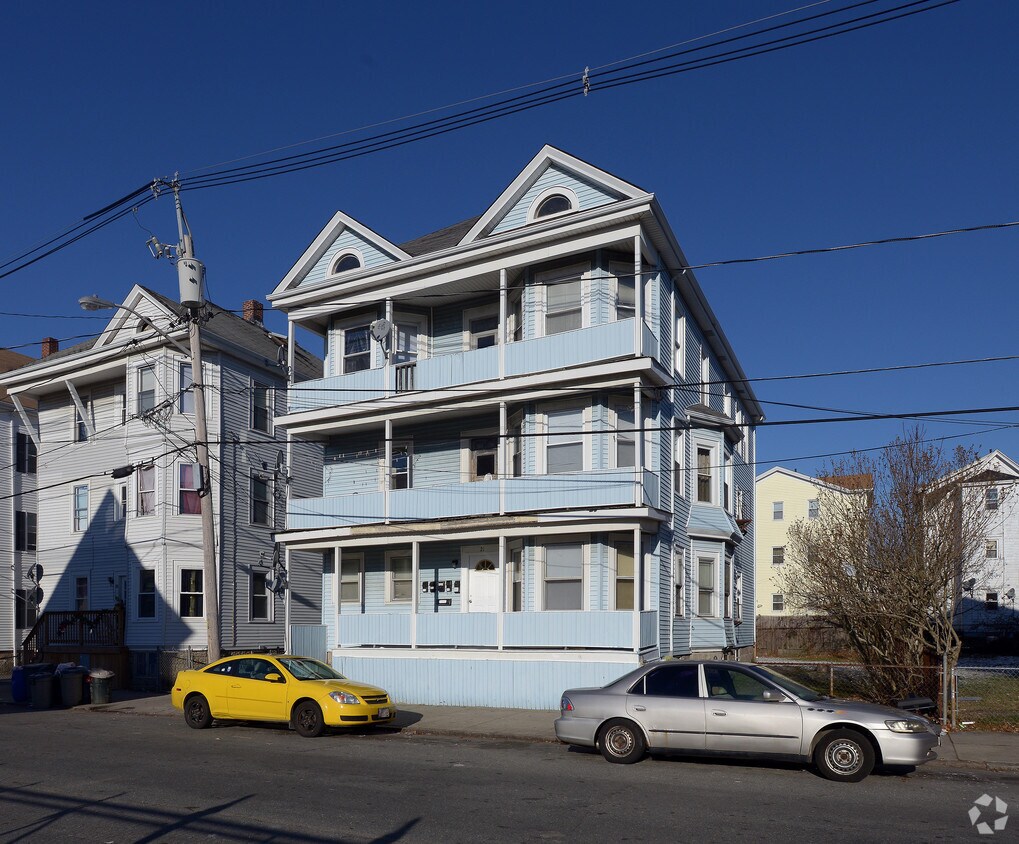 21 Mosher St, New Bedford, MA 02744 Apartments in New Bedford, MA