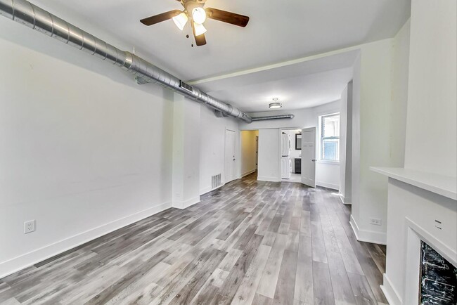Building Photo - 1041 W Taylor St