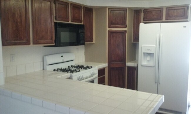Foto del edificio - Charming 4Bd. 2.5Bth Single Family Home in South Pointe Community!
