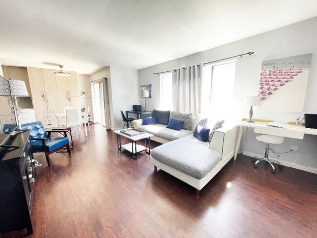 Foto del edificio - 4750 Noyes St