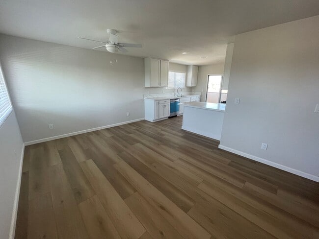 Building Photo - Manzanita