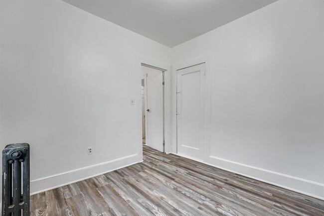 Building Photo - 103 Westover Pl