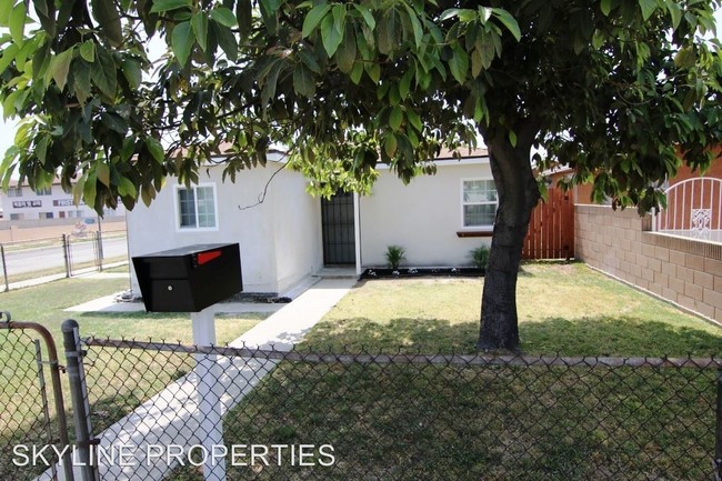 Building Photo - 2 br, 1 bath House - 12022 183RD ST