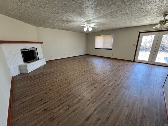 Foto del edificio - 378 Boonesboro Rd