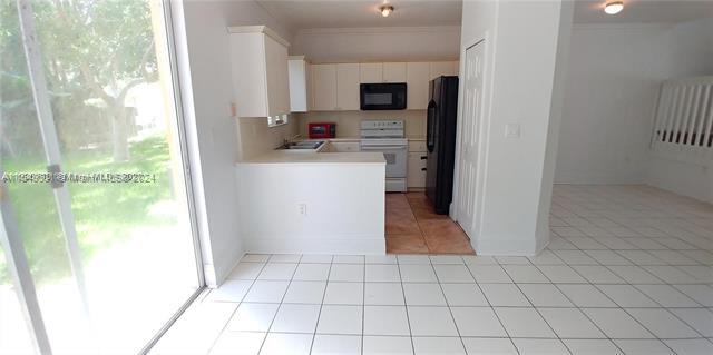 Foto del edificio - 1528 SE 24th Ct
