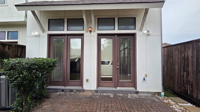 Foto del edificio - 5321 Inker St