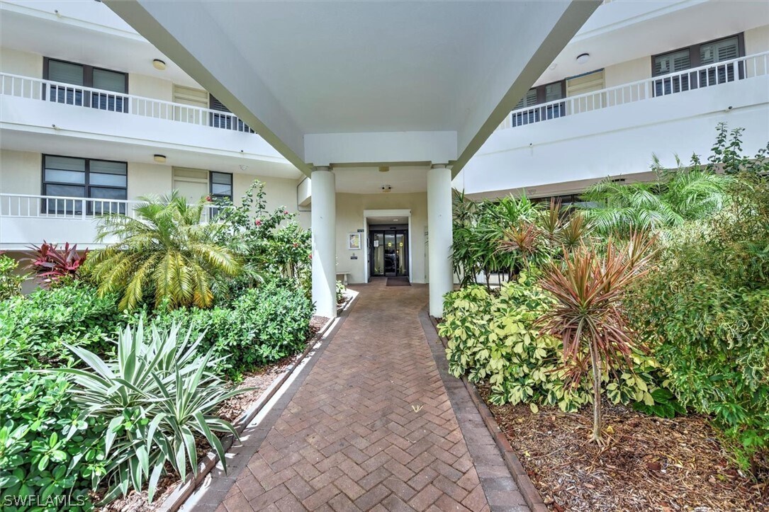 440 Seaview Ct Unit 1402, Marco Island, FL 34145 Condo for Rent in