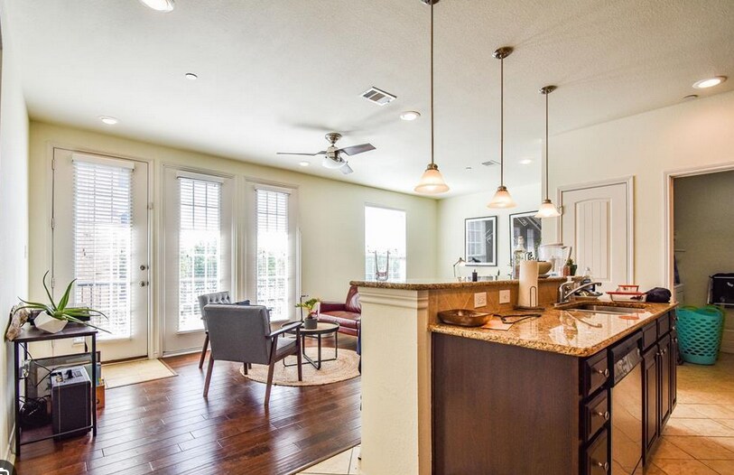 Foto principal - 950 Henderson