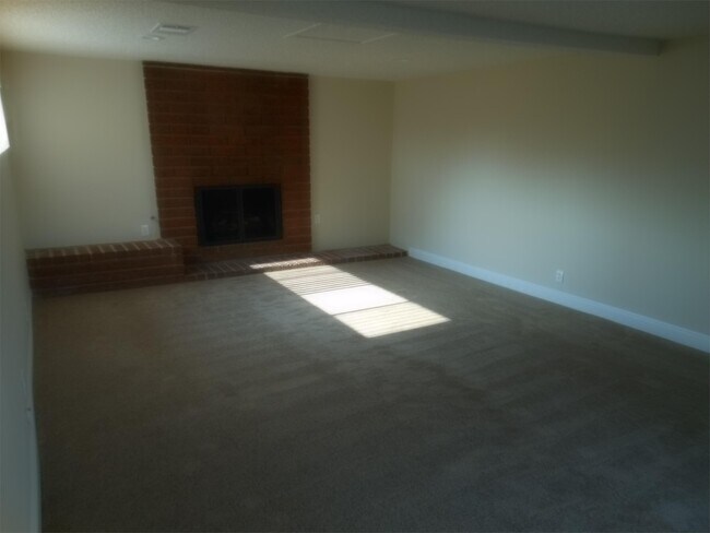 Foto del edificio - 17065 E Benbow St