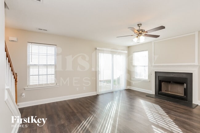 Foto del edificio - 11013 Feather Grass Ln