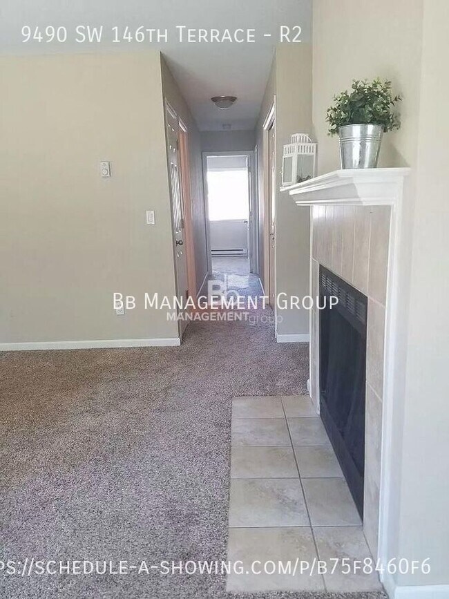 Building Photo - 9490 SW 146th Terrace