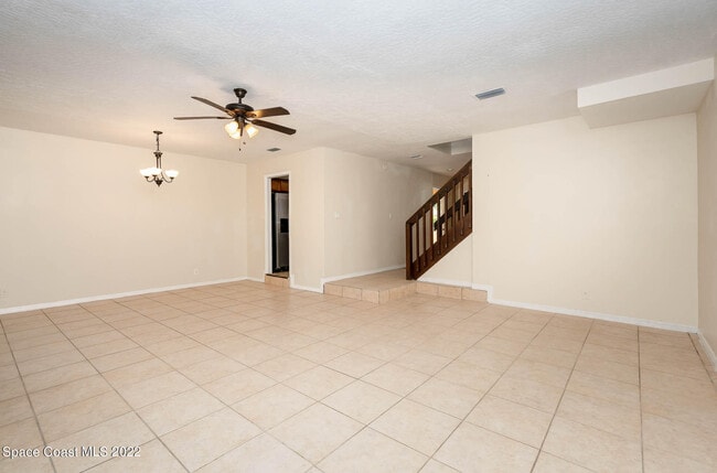 Building Photo - 1911 Cashew Courtway