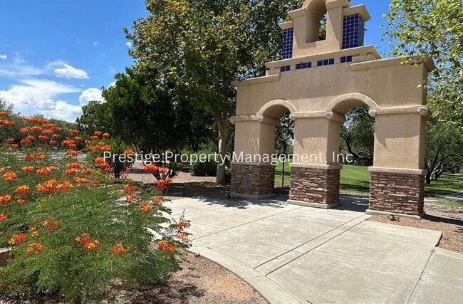 Building Photo - 2/2.5 2 Story Home in Sahuarita!!