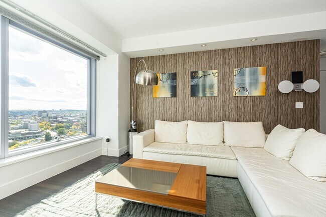 Foto del edificio - 110 Stuart St
