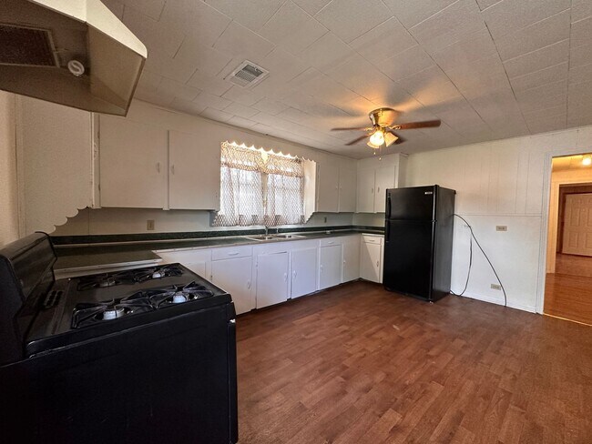 Foto del edificio - Nice 3/1!