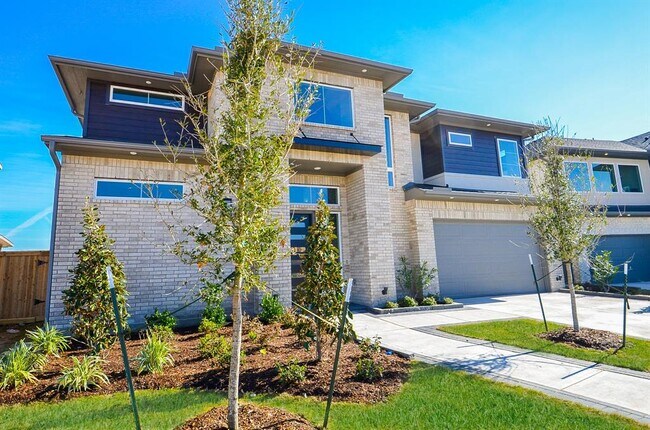 Building Photo - 24310 Green Buffalograss Trl