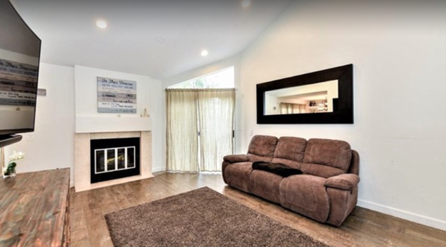 Foto del edificio - 209 Stanford Ct