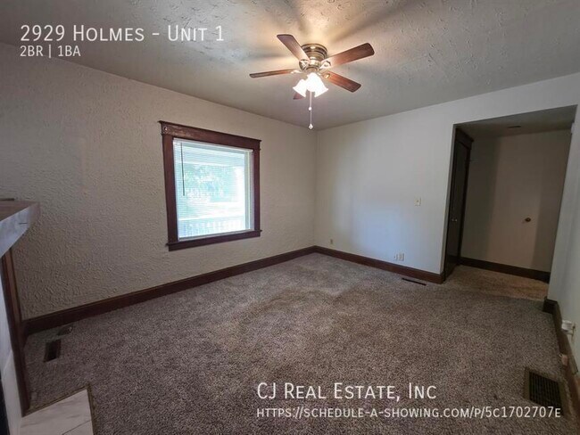 Building Photo - 2929 Holmes-Unit 1