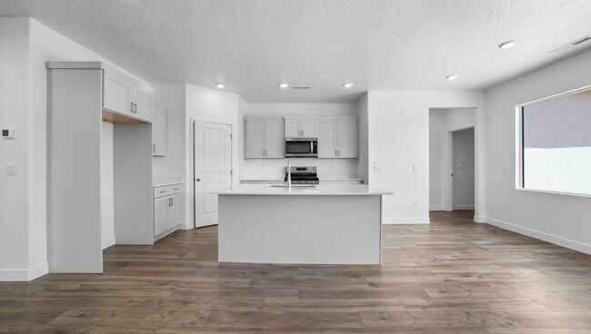 Foto del edificio - Upgraded 5 Bed Home in Long Valley–Near Resort Amenities!