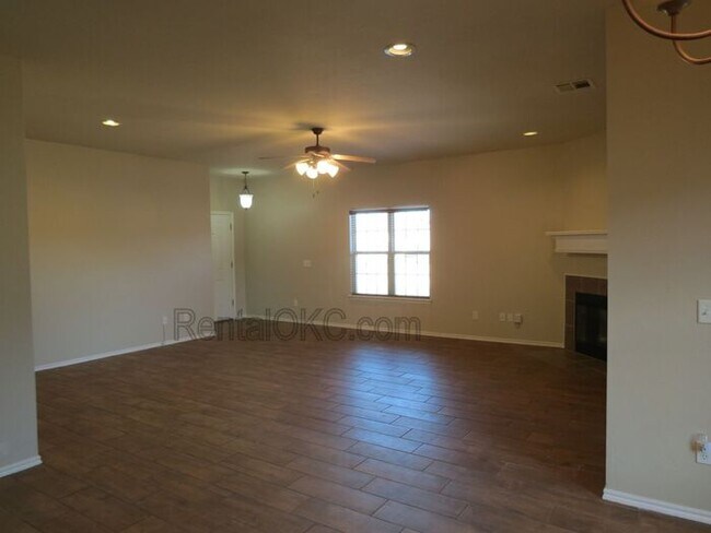 Foto del edificio - Great Liberty Trails 3 bed corner lot
