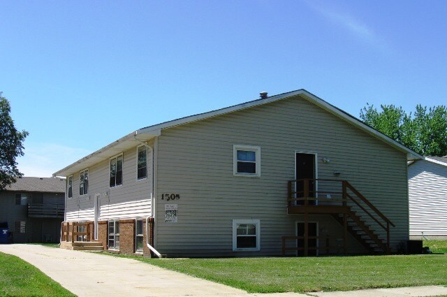 Foto principal - 1505 Ensign Dr