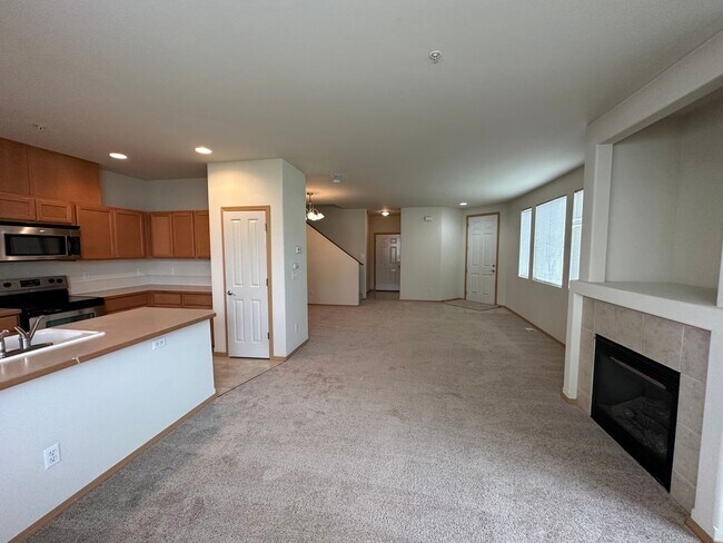 Foto del edificio - 2125 Bobs Hollow Ln