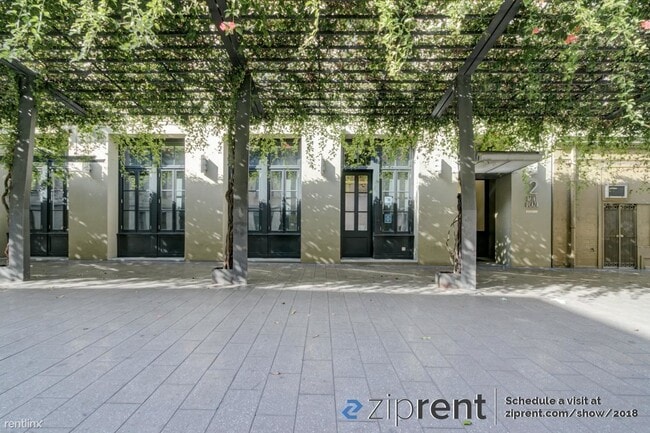 Building Photo - Studio, 1 bath Condo - 2 Mint Plaza, San F...