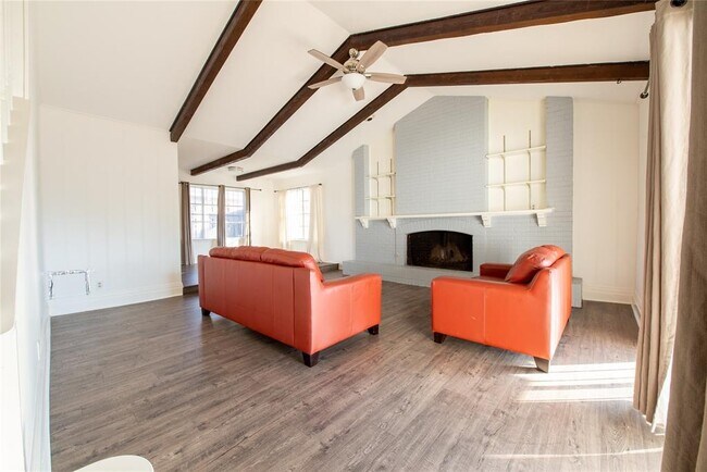 Foto del edificio - 5510 Chadwyck Dr