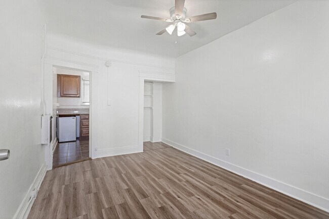 Foto del edificio - 14-16 Wavecrest Ave