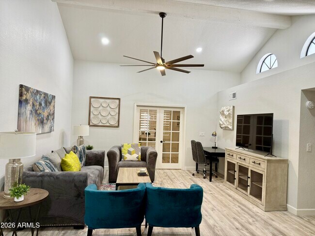 Foto del edificio - 9040 E Winchcomb Dr