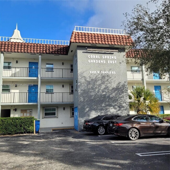Foto del edificio - 8605 W Sample Rd