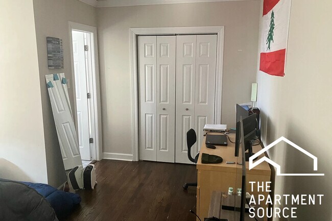 Foto del edificio - 3346 N Marshfield Ave