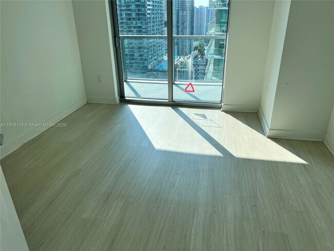 Foto del edificio - 1111 SW 1st Ave