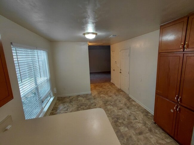 Foto del edificio - 1557 Payne St