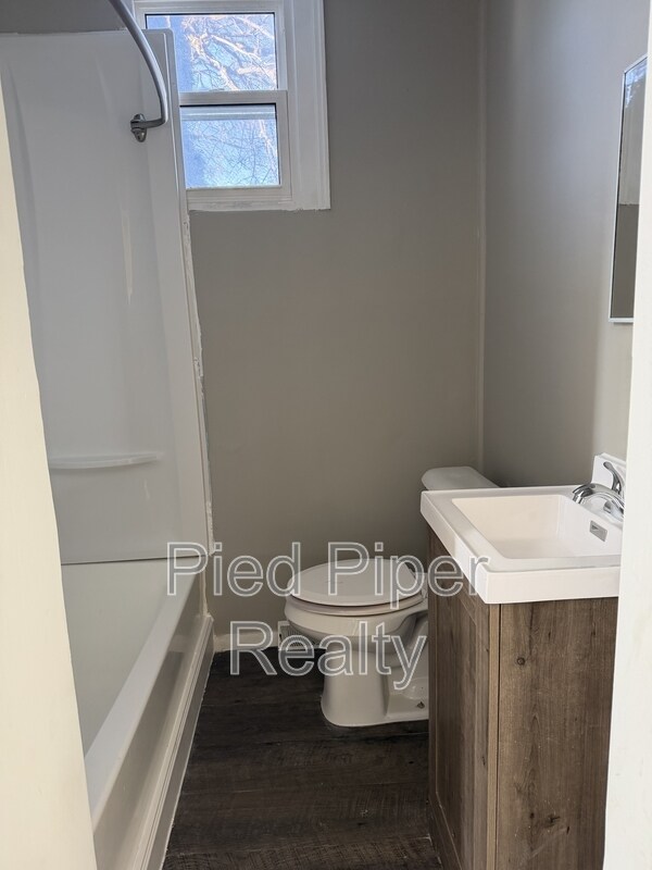 Foto del edificio - 514 E Garden St