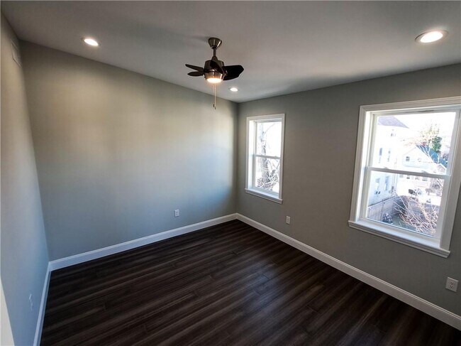 Foto del edificio - 33 Grand St