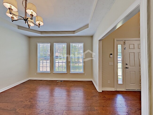 Building Photo - 6943 Calderwood Dr