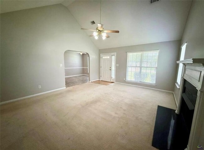 Building Photo - 448 Falkirk Dr