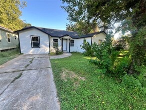 Building Photo - 6606 Anderson St