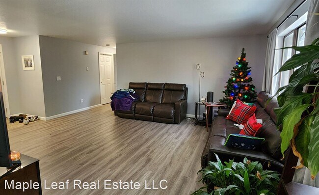 Foto del edificio - 3 br, 1.5 bath House - 506 102nd Dr SE